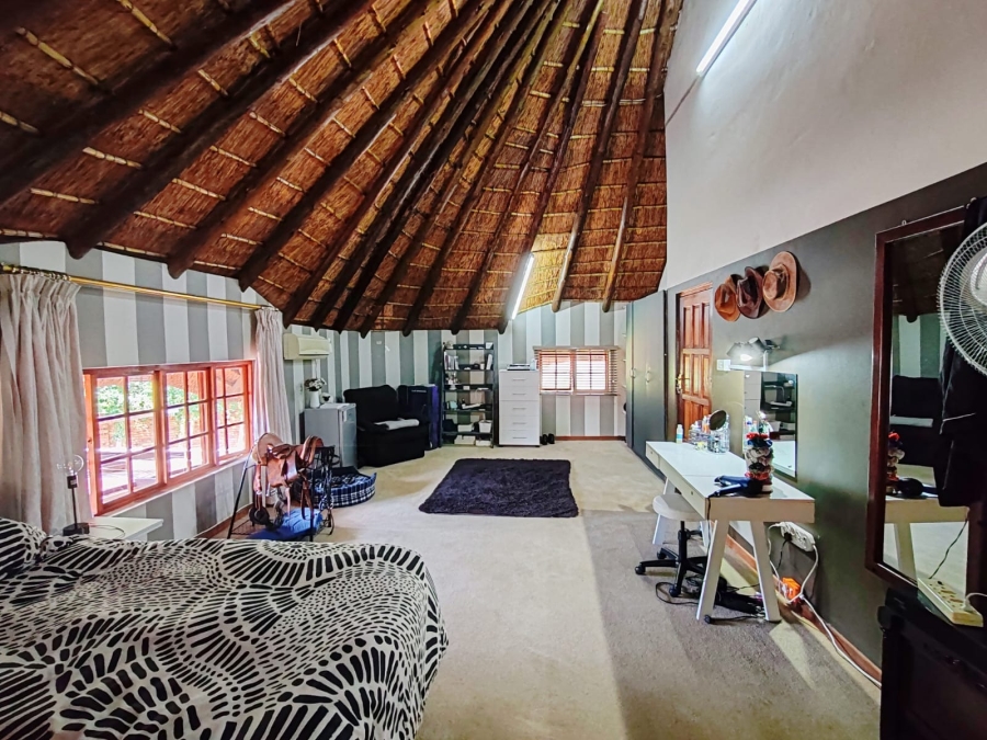 4 Bedroom Property for Sale in Van Der Hoff Park North West